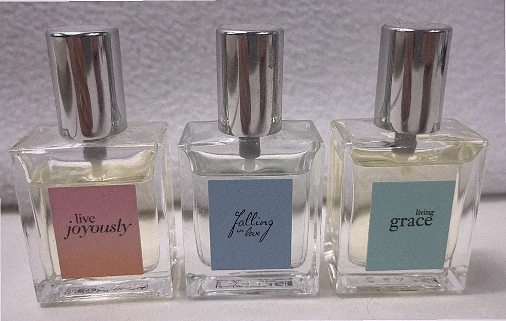 Philosophy Falling In Love Living Grace Live Joyously .5 Oz Spray Lot Of 3